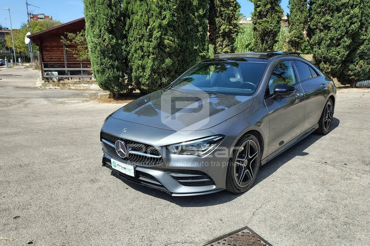 Mercedes-Benz CLA 200 CLA 200 Automatic Premium — photo 1 of 15