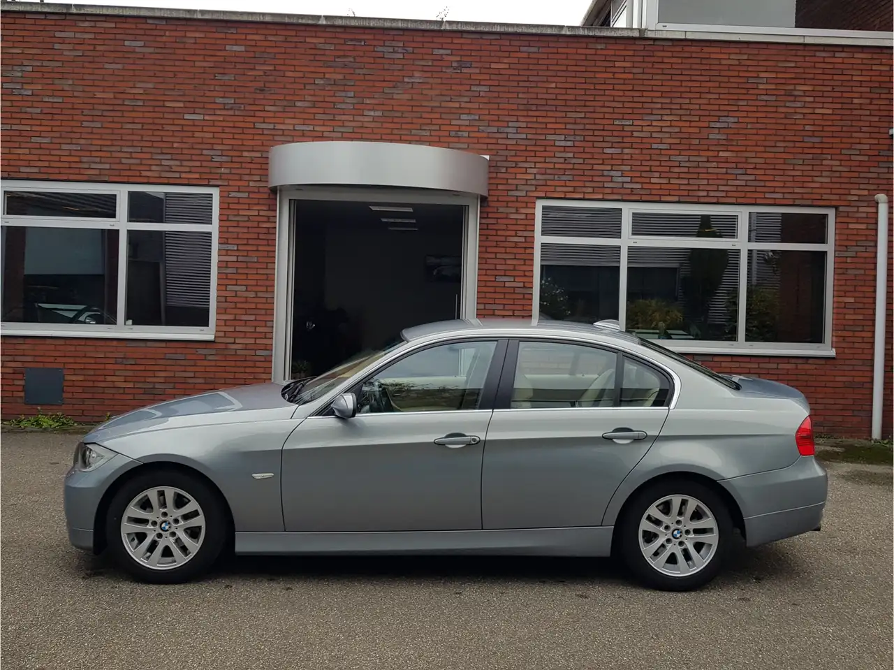 BMW 325 3-serie 325i Aut 1e Eig Leder Navi Xenon Ecc — photo 1 of 40