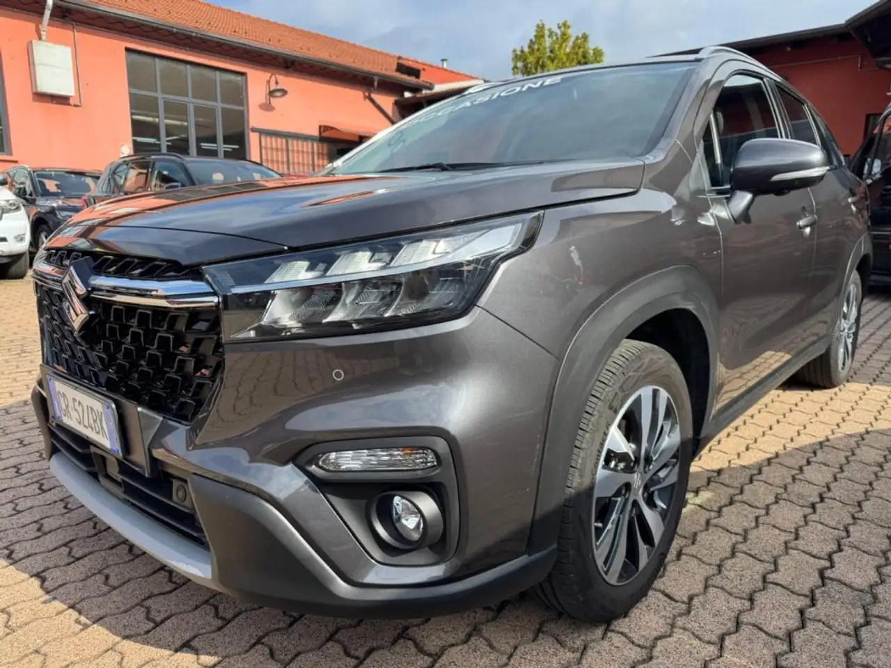 Suzuki S-Cross 1.4 Hybrid Top+ — photo 1 of 15