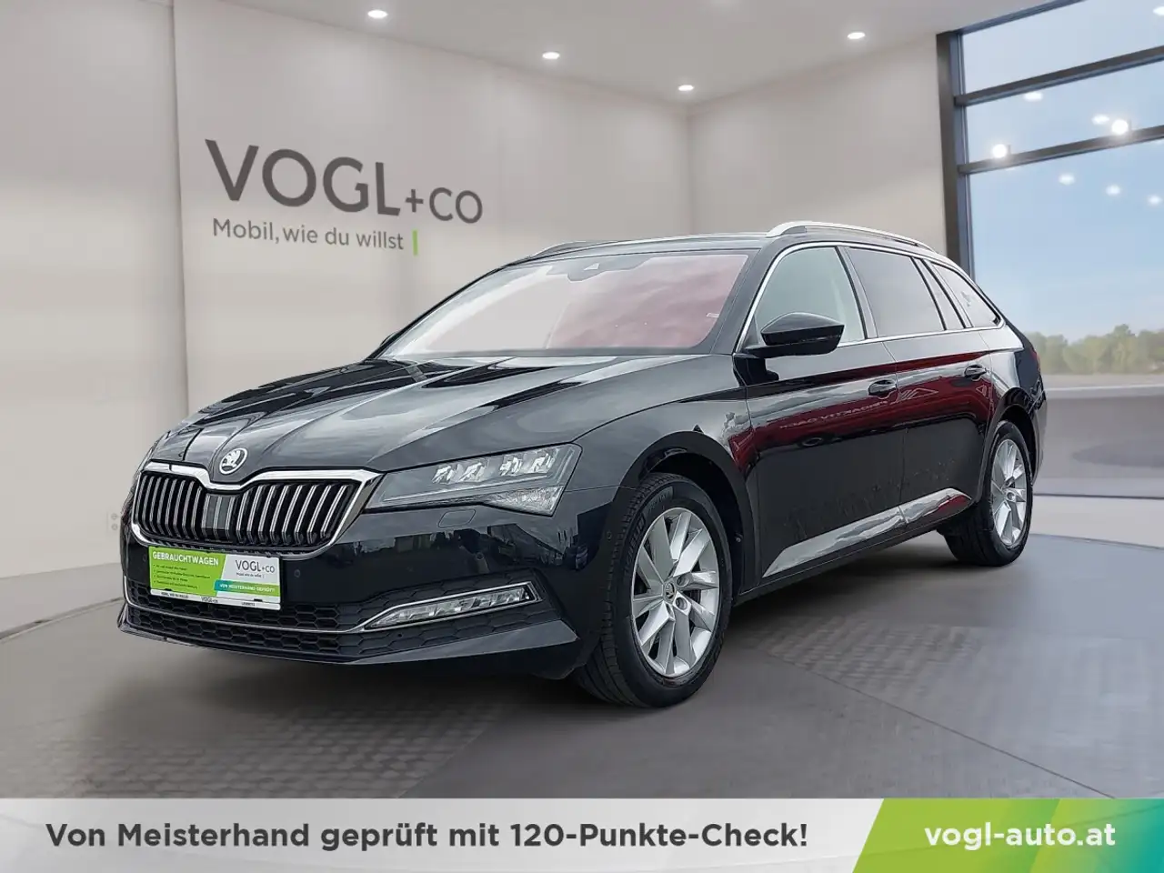 Skoda Superb Combi 2.0 TDI Style DSG — photo 1 of 15