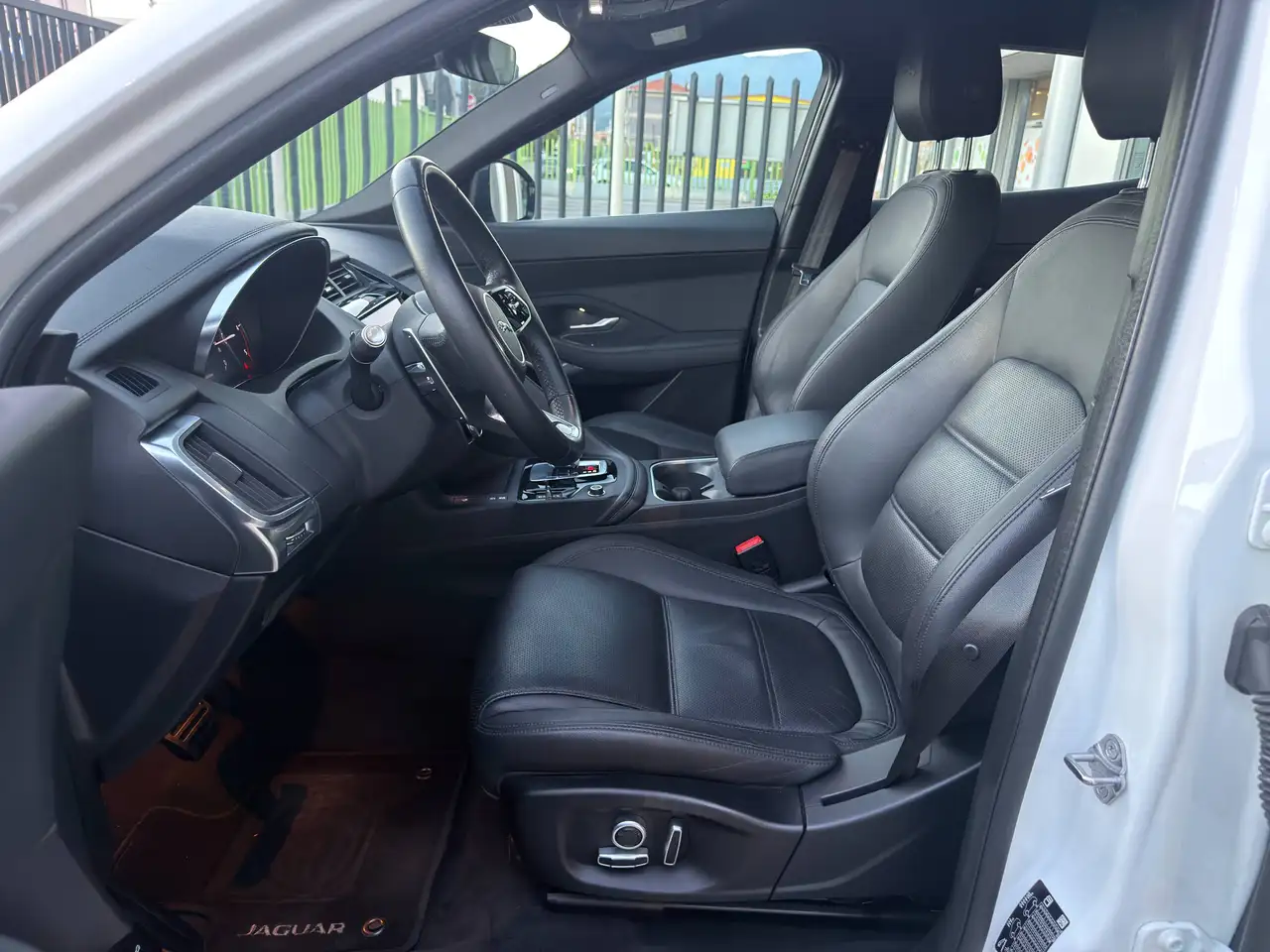 2021 Jaguar E-Pace E-Pace 2021 2.0d i4 mhev SE awd 163cv auto, photograph 12