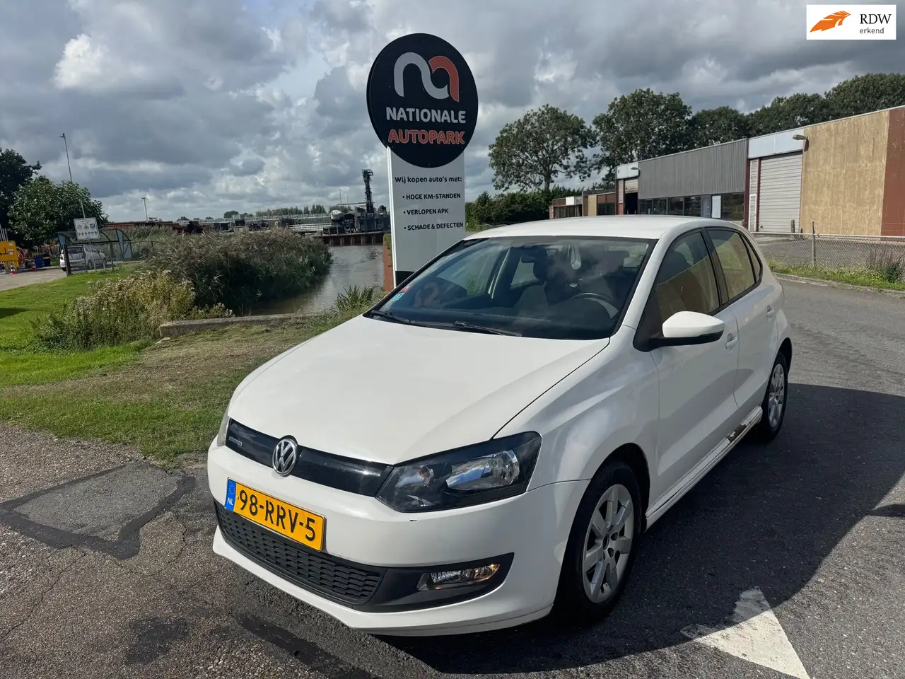 Volkswagen Polo | 2011 | 1.2 TDI BlueMotion Comfortline | Export e — photo 1 of 17