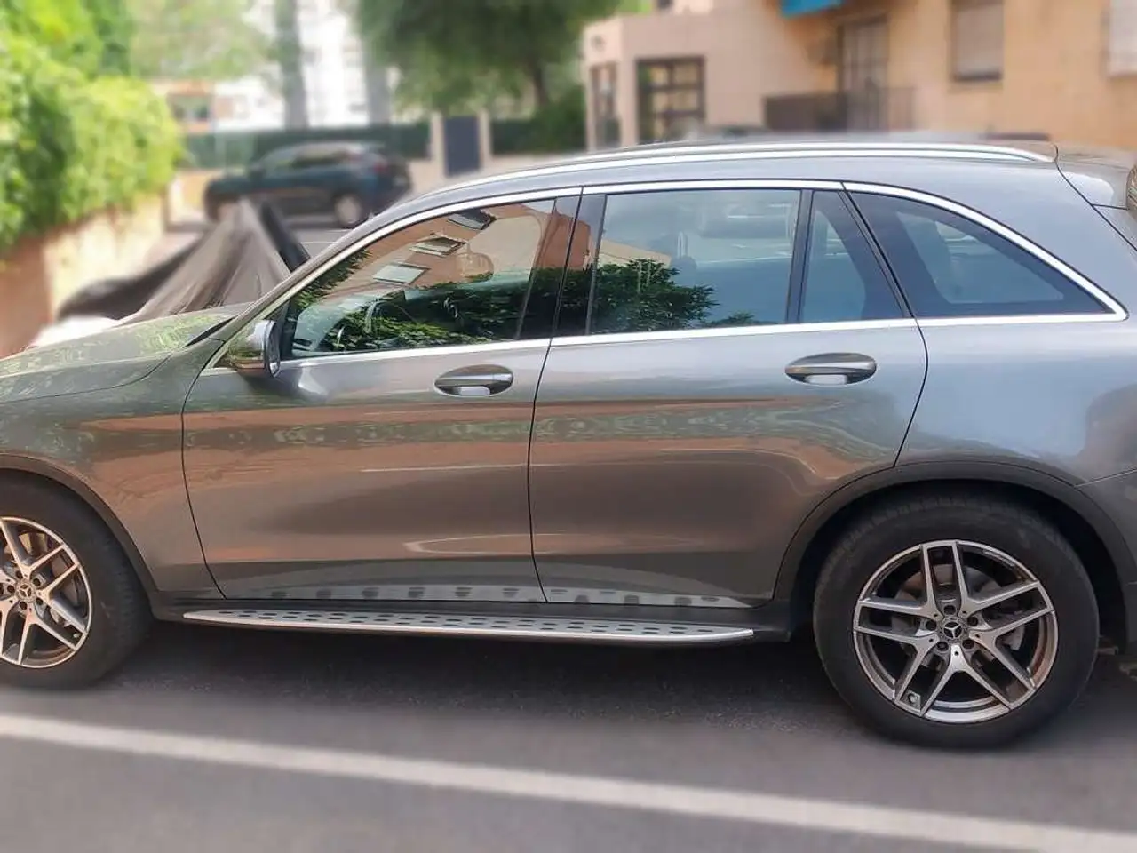 Mercedes-Benz GLC 250 4Matic Aut. — photo 1 of 22