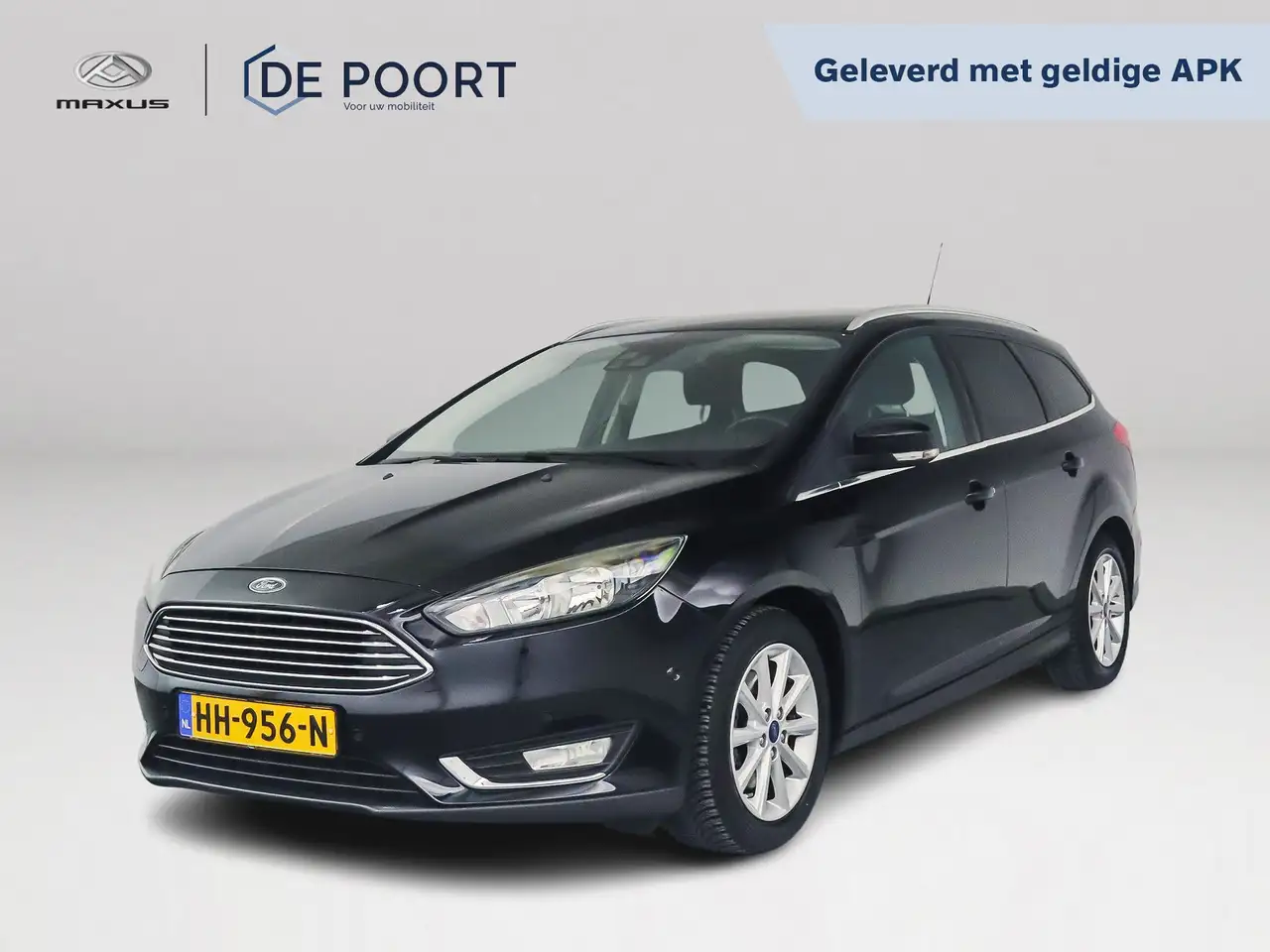 Ford Focus Wagon 1.5 Titanium | Xenon | Navigatie | Stoelverw — photo 1 of 33