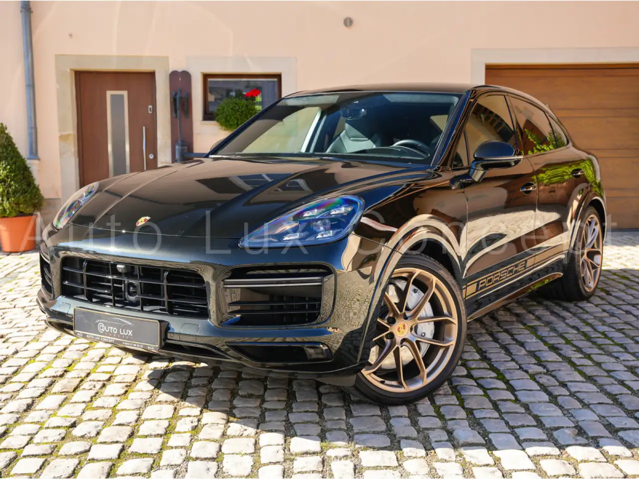 Porsche Cayenne Turbo Coupé PTS Paint+Full PPF/Matrix/HUD/360/ACC — photo 1 of 30