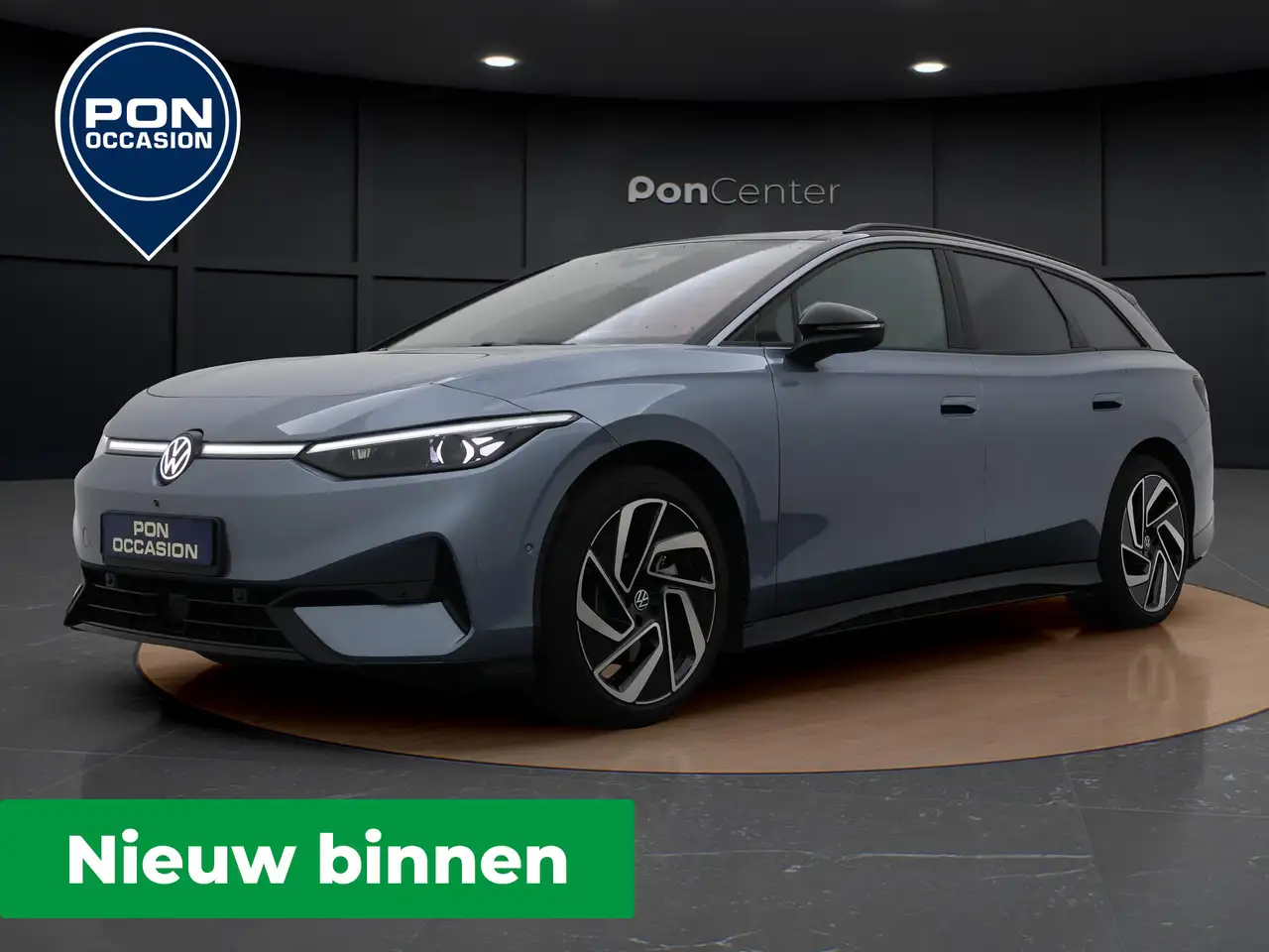 Volkswagen ID.7 Tourer First Edition 77 kWh | Pano dak | Trekhaak — photo 1 of 15