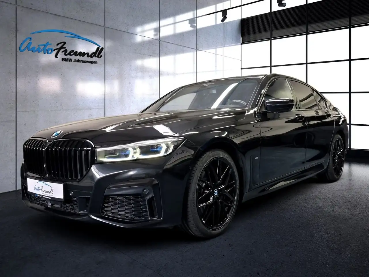 BMW 750 i xDrive M Sport *Executive Pro*B&W*360* — photo 1 of 40