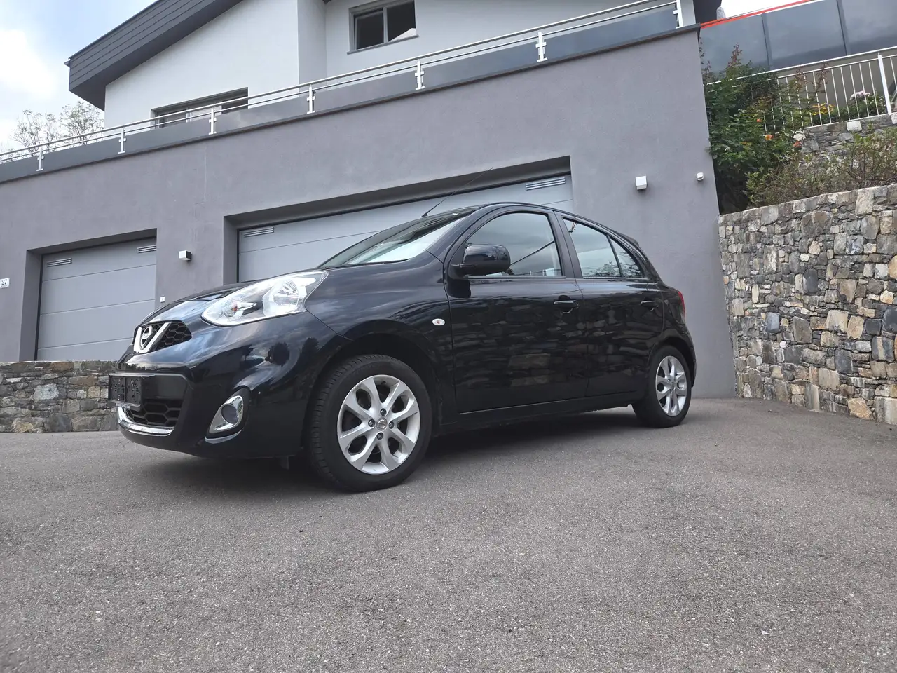 Nissan Micra Micra 1,2 Pop — photo 1 of 14