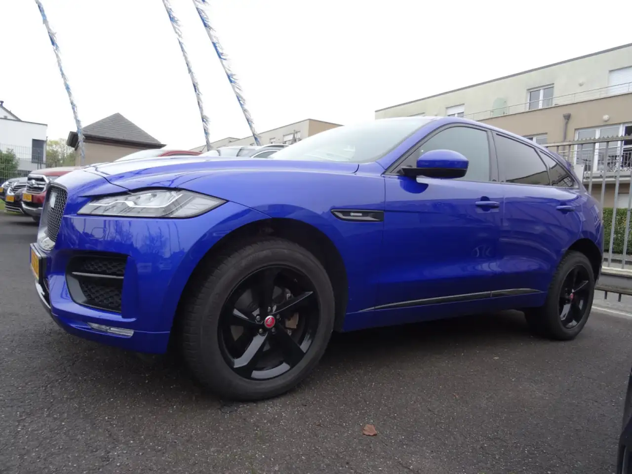 Jaguar F-Pace 2.0 d R-Sport 241CV — photo 1 of 15