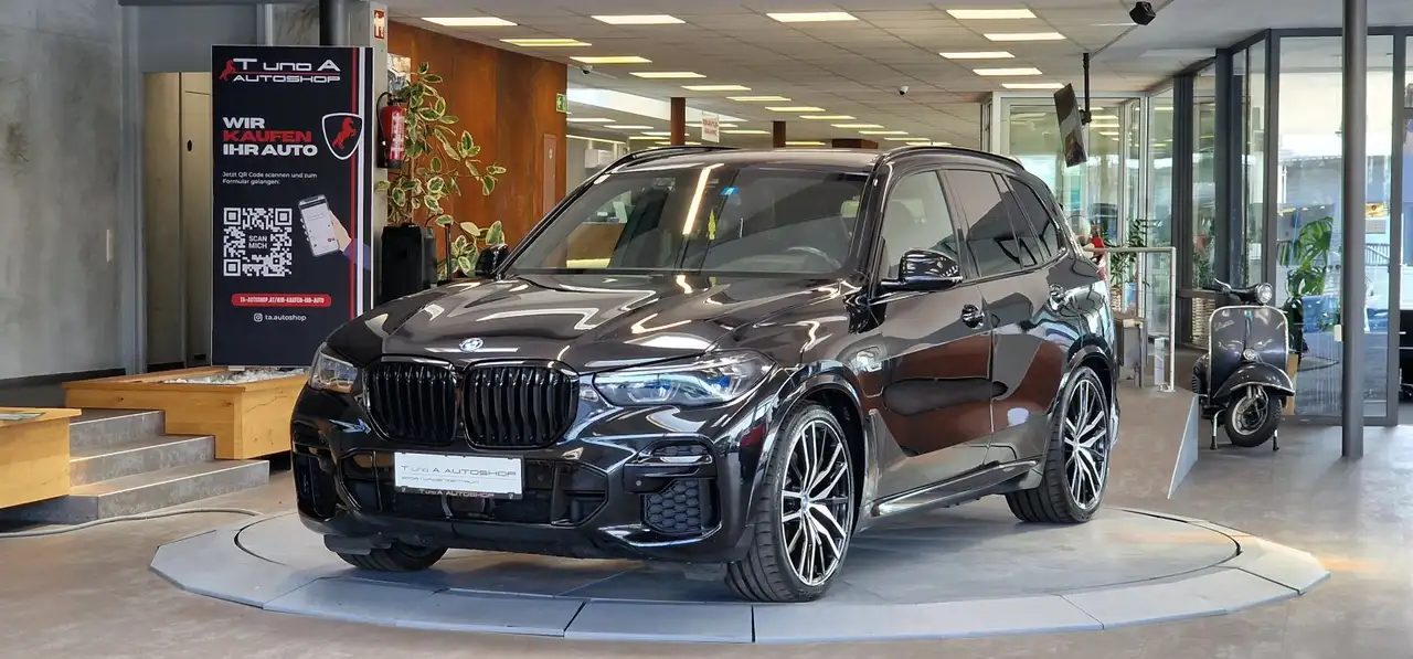 BMW X5 xDrive45e M-Paket Aut. *Memory*Massage*22Zoll*LED — photo 1 of 37