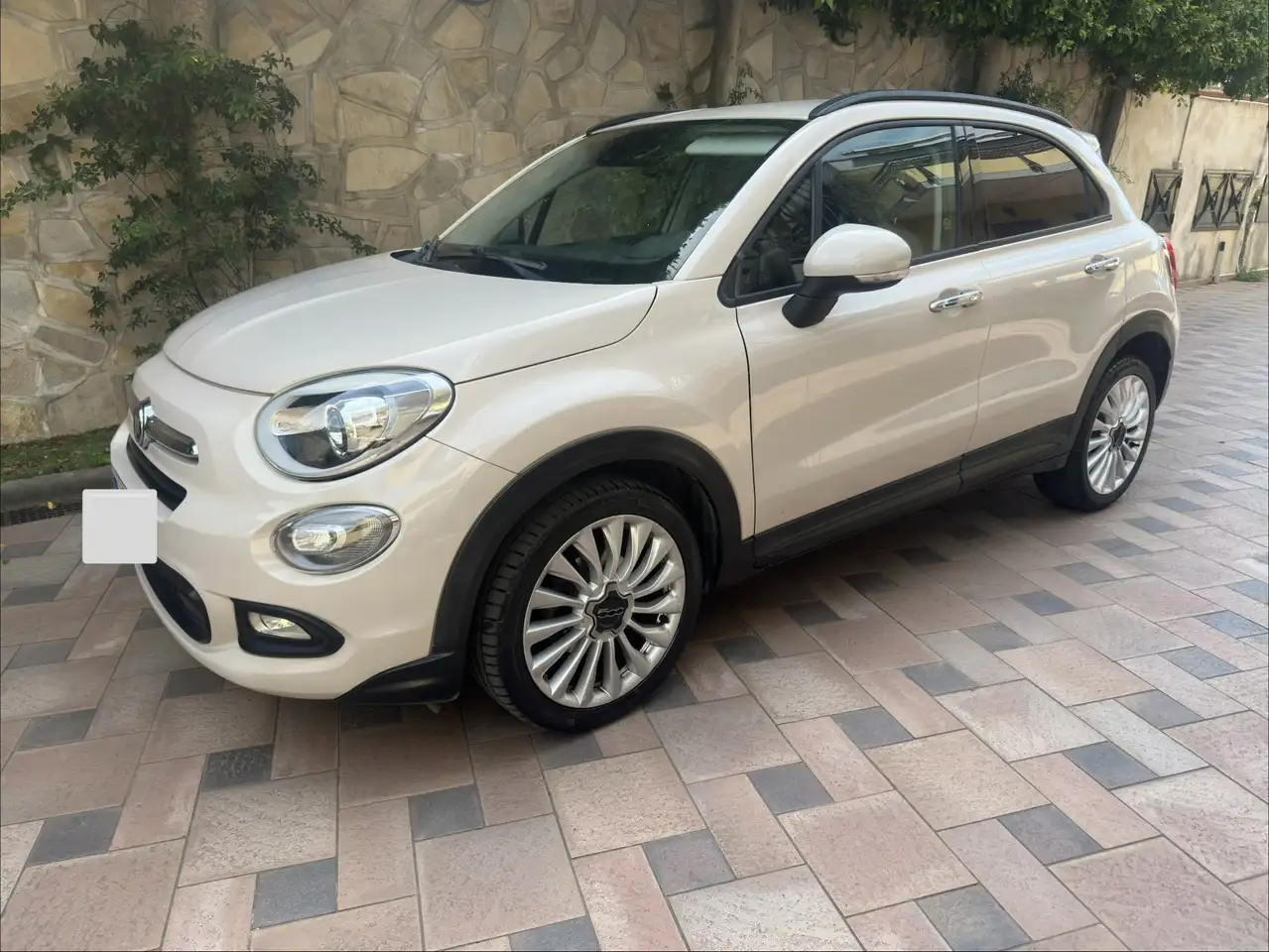 Fiat 500X 1.6 mjt Lounge 4x2 120cv — photo 1 of 13