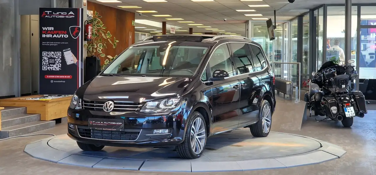 Volkswagen Sharan 1.4 TSI 7-Sitzer Business+ 1-Hand DSG *Pano*Standh — photo 1 of 37