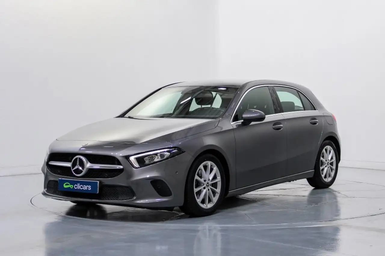 Mercedes-Benz A 180 180d 7G-DCT — photo 1 of 36