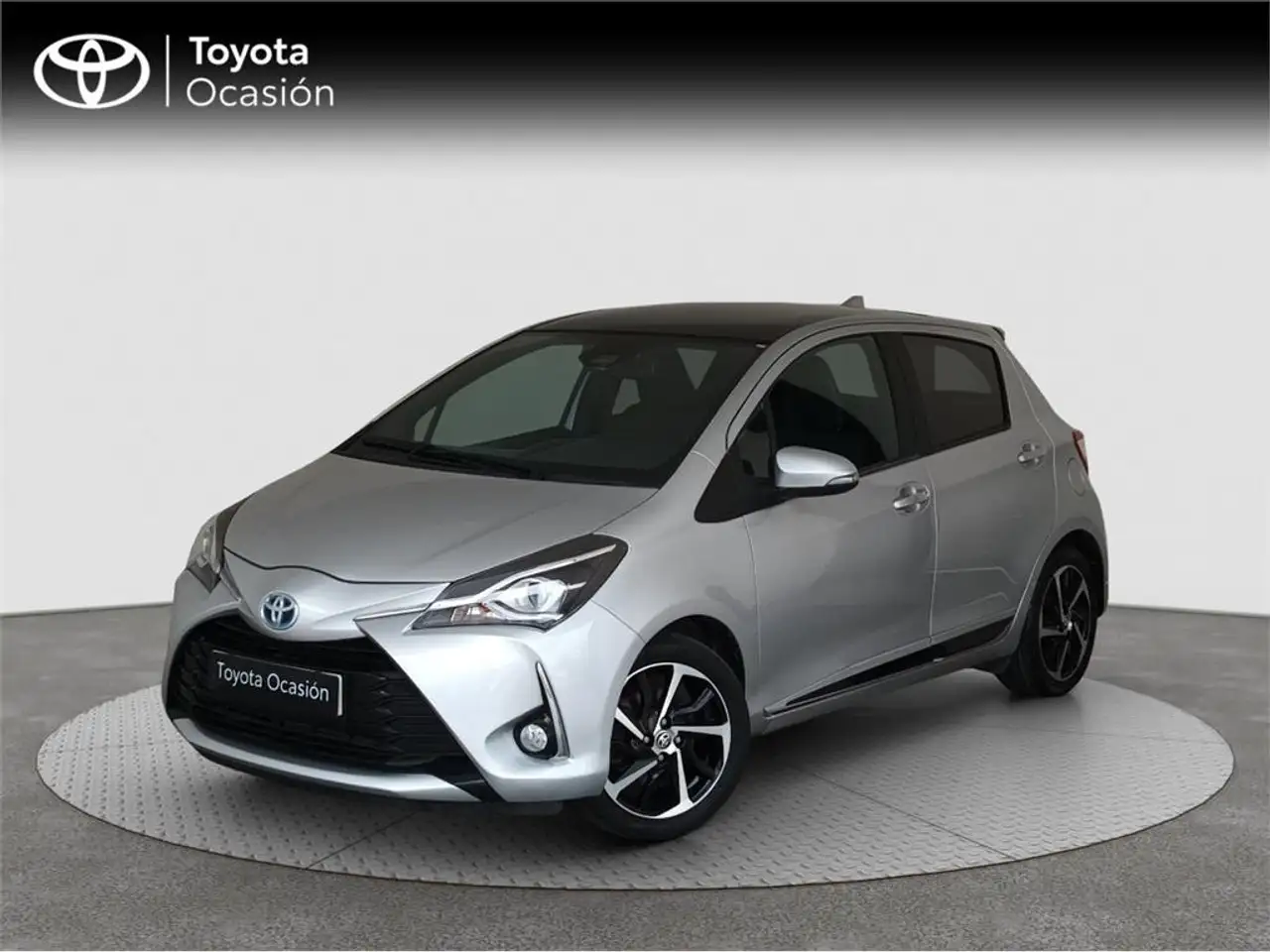 Toyota Yaris 100H 1.5 Advance — photo 1 of 15
