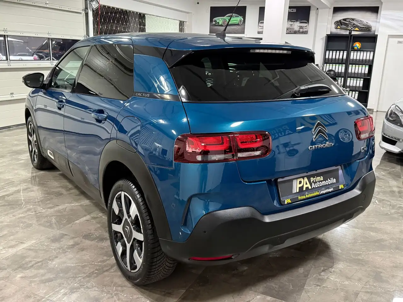 2018 Citroen C4 Cactus 1.2 Shine 2. Hand Pano Kamera CarPlay, photograph 3