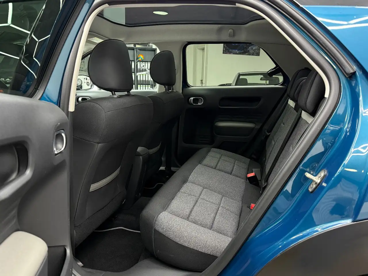 2018 Citroen C4 Cactus 1.2 Shine 2. Hand Pano Kamera CarPlay, photograph 12