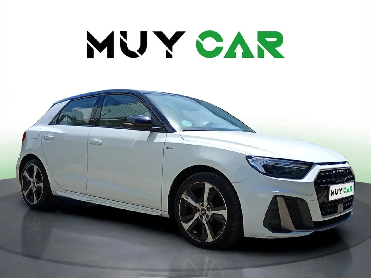 Audi A1 Sportback 25 TFSI Adrenalin — photo 1 of 16