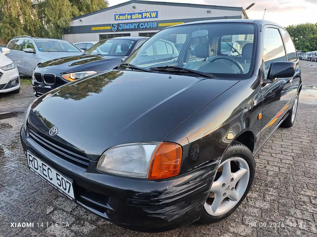 Toyota Yaris AUTOMAITK — photo 1 of 10
