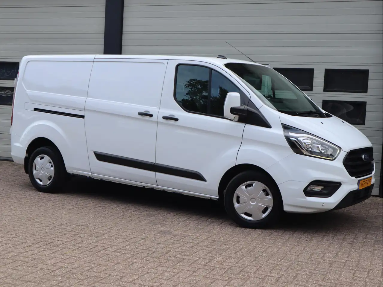 2020 Ford Transit Custom 2.0 TDCI 130pk Euro 6 L2 Lang - Trekhaak - Navi -, photograph 5