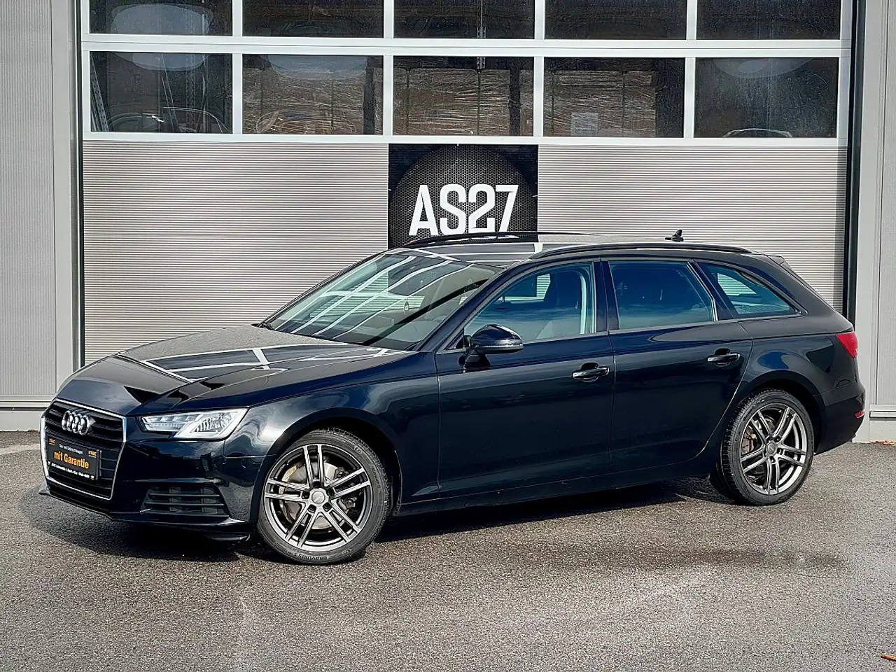 Audi A4 Avant 2,0 TDI S-tronic — photo 1 of 25