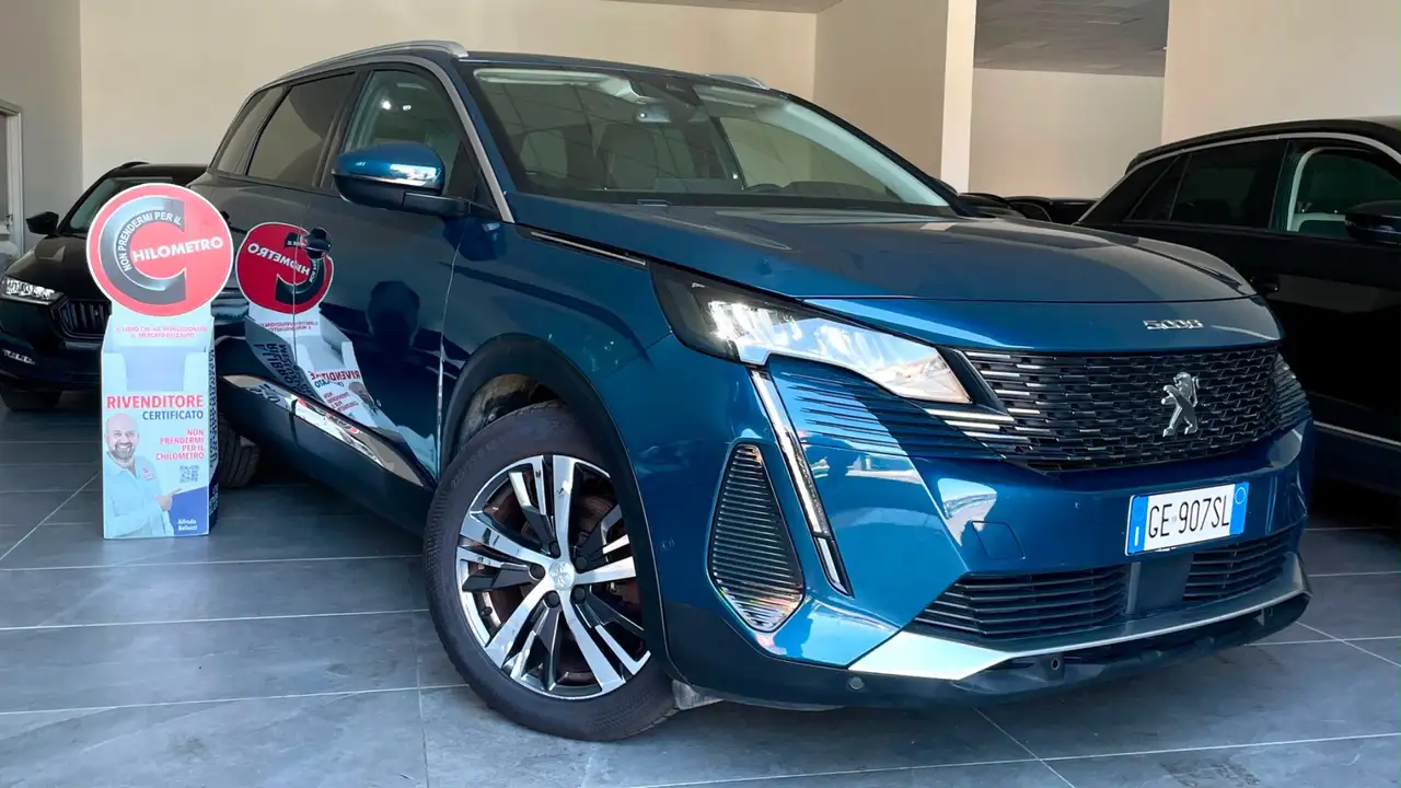 Peugeot 5008 PEUGEOT 5008 1.5 ALLURE 131CV - SETTE POSTI, FULL — photo 1 of 15