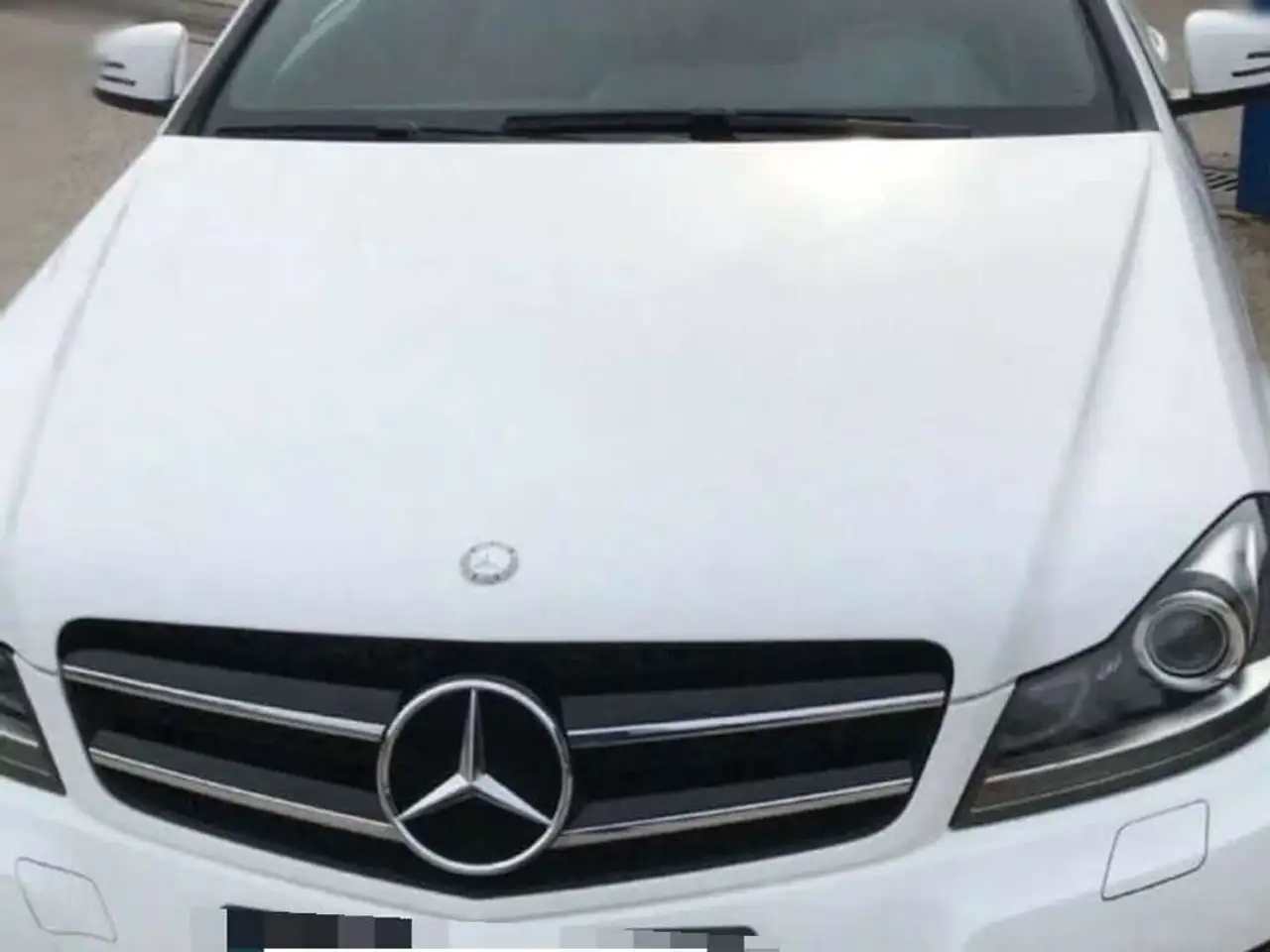 Mercedes-Benz C 220 CDI Sport Coupé — photo 1 of 4
