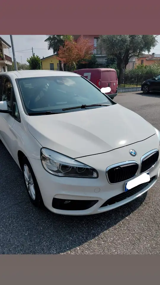 BMW 218 218i Gran Tourer auto — photo 1 of 7