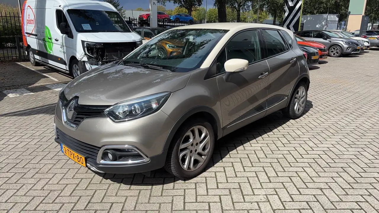 Renault Captur 0.9 TCe Dynamique | Wordt Verwacht | Navigatie | A — photo 1 of 9