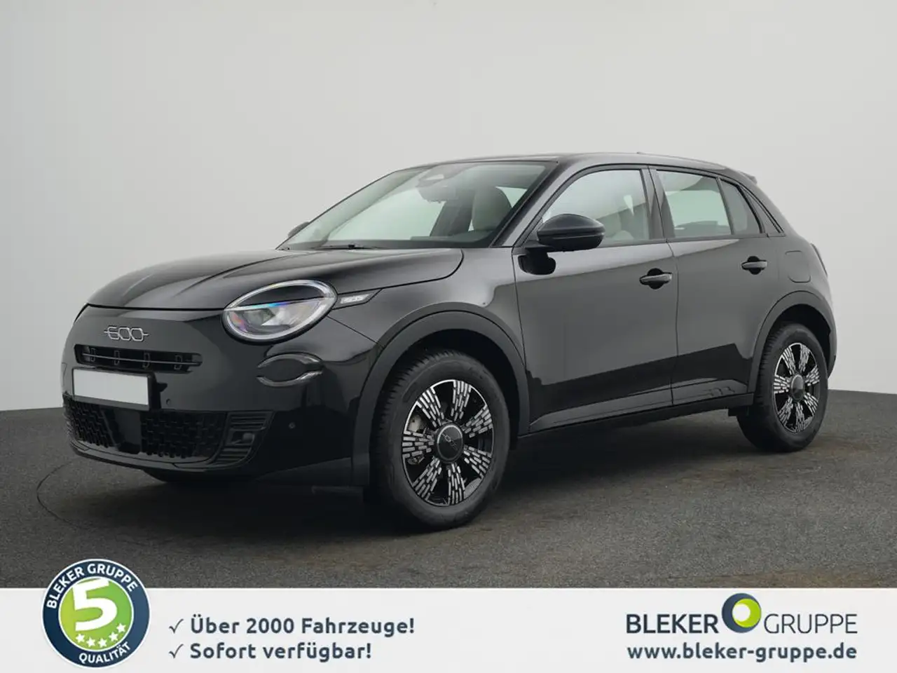 Fiat 600 Hybrid Business Edition+ Allwetterreifen — photo 1 of 26