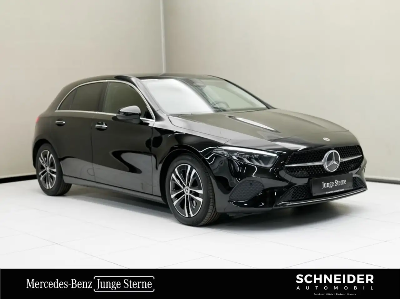 Mercedes-Benz A 180 d Kompaktlimousine Österreich-Edition KAM — photo 1 of 13