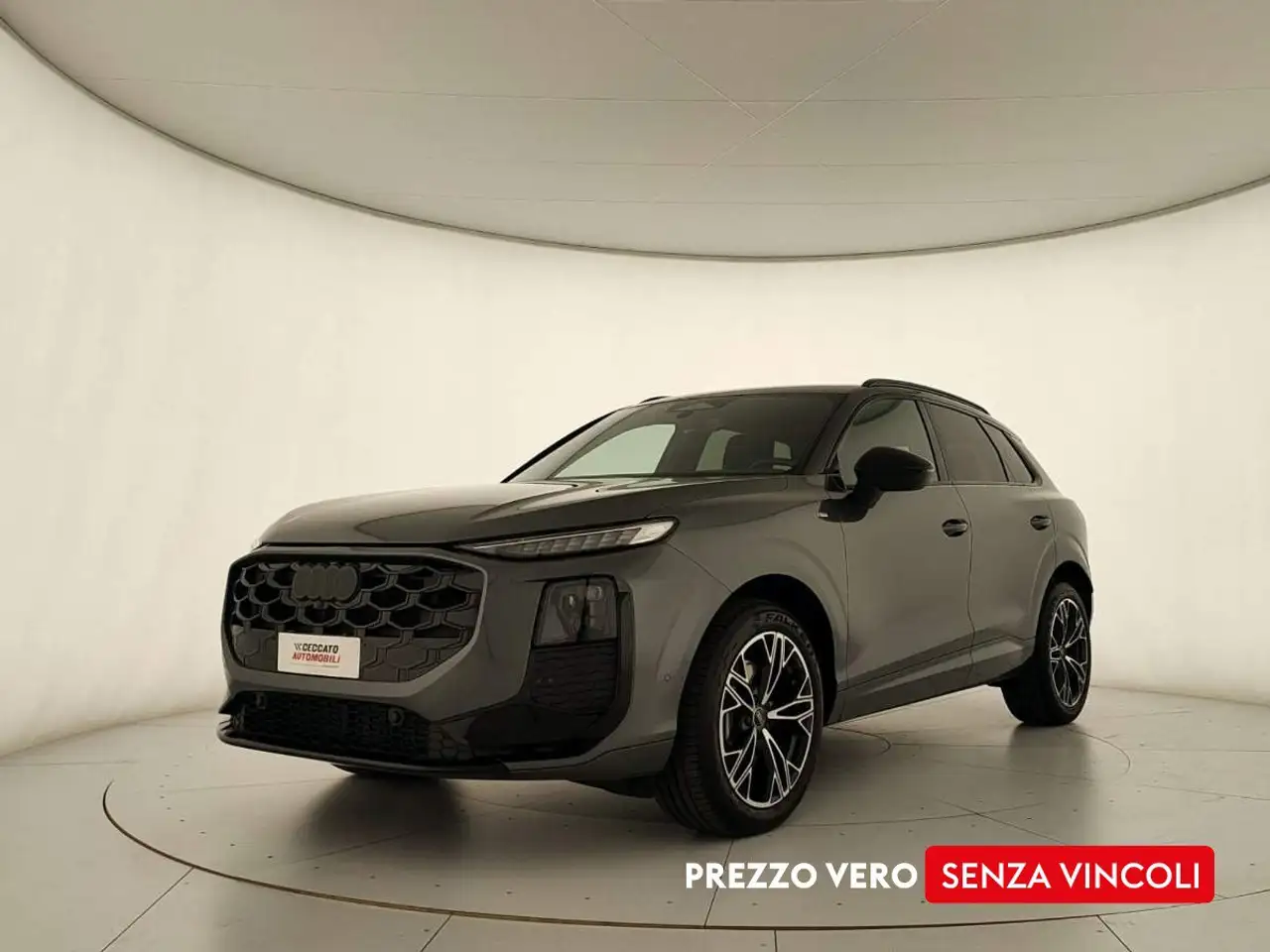 Audi Q3 2.0 tfsi S line edition quattro 204cv s-tronic — photo 1 of 15