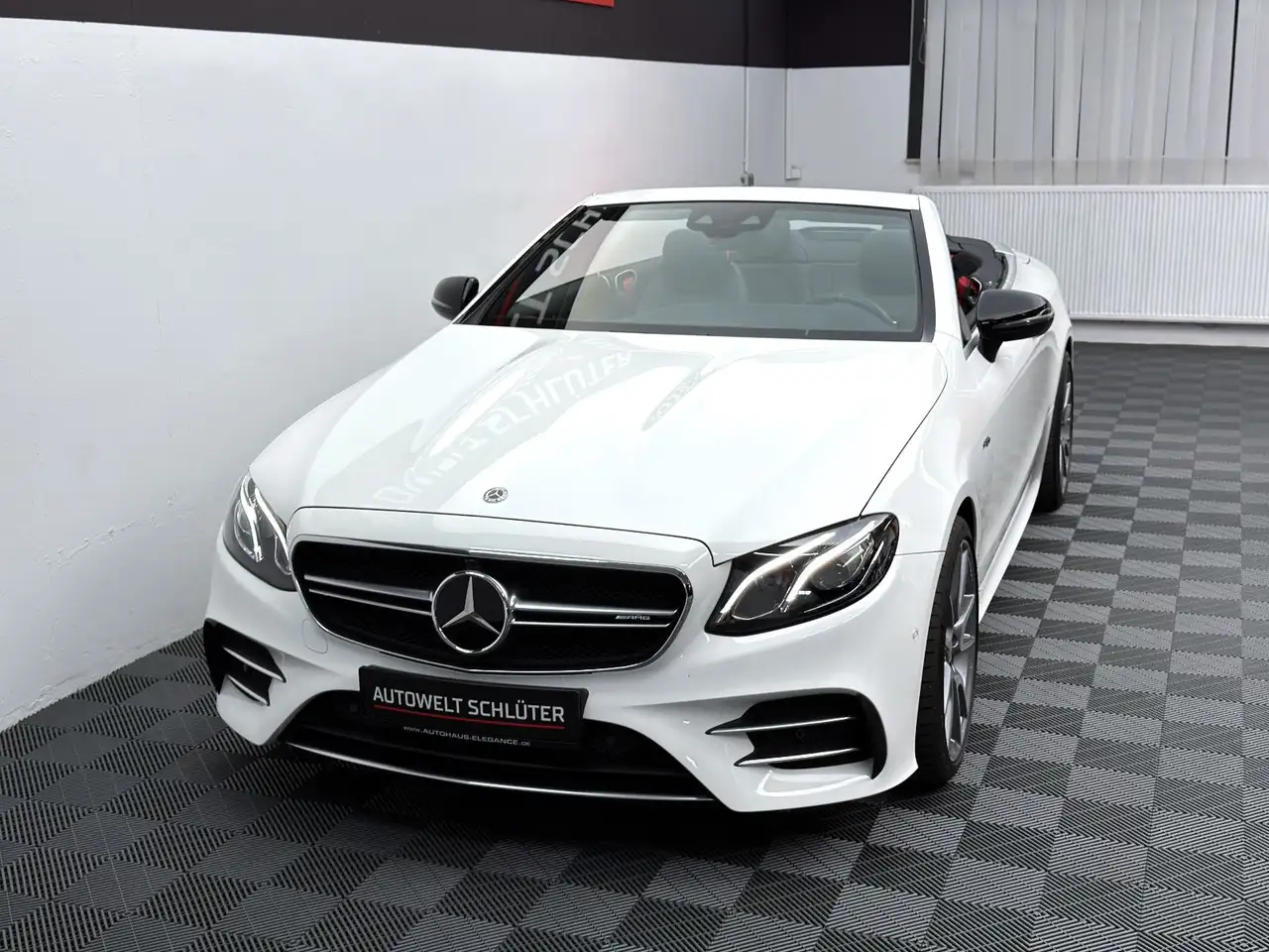 Mercedes-Benz E 53 AMG 4Matic Cabrio*AMG Driver's Package*LED* — photo 1 of 20