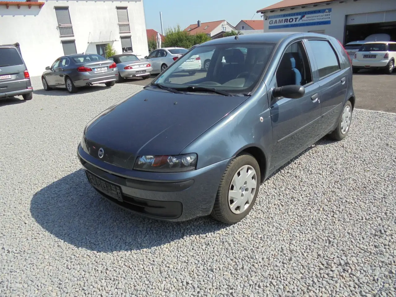 Fiat Punto 1.2 SX — photo 1 of 12