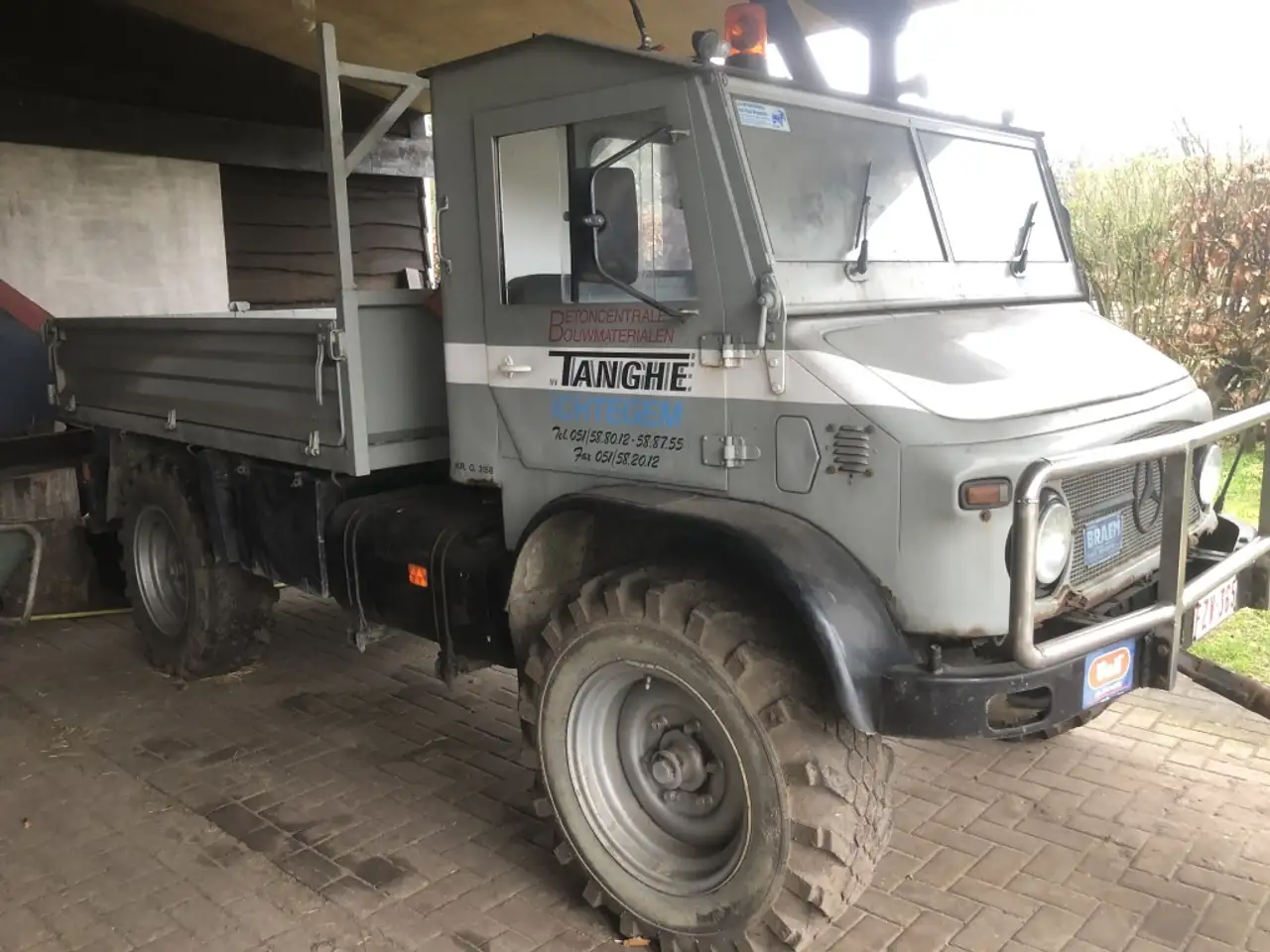 Mercedes-Benz Inny Unimog 404, KIPER ,4x4, incl kraan 2.2 6 cylinder — photo 1 of 5