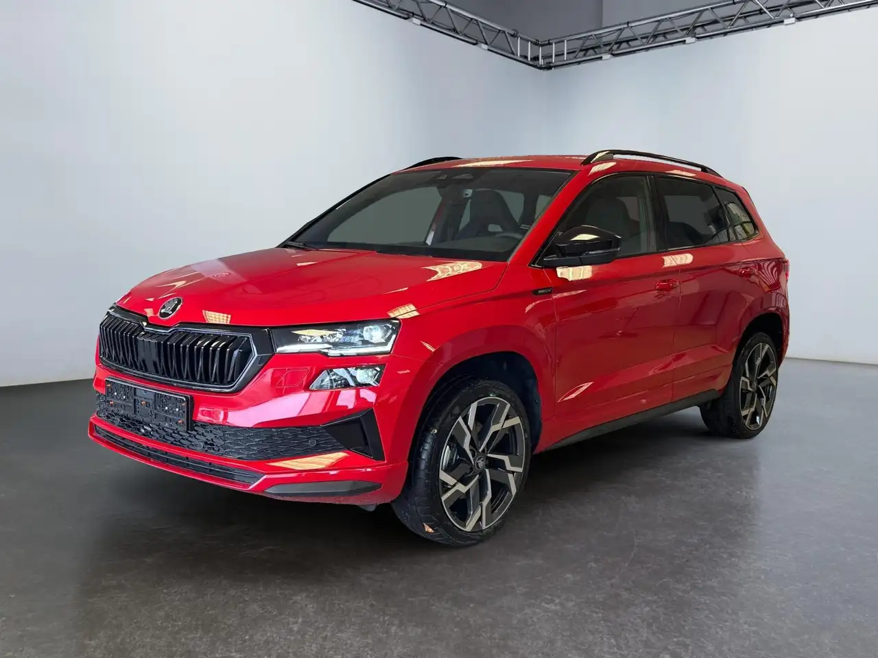 Skoda Karoq Sportline 1,5 TSI DSG 2ZKlimaautomatik Canton A... — photo 1 of 30