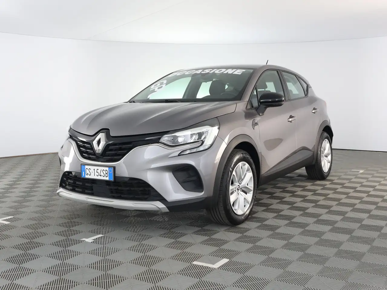 Renault Captur 1.0 TCe (100cv) Gpl Equilibre — photo 1 of 15
