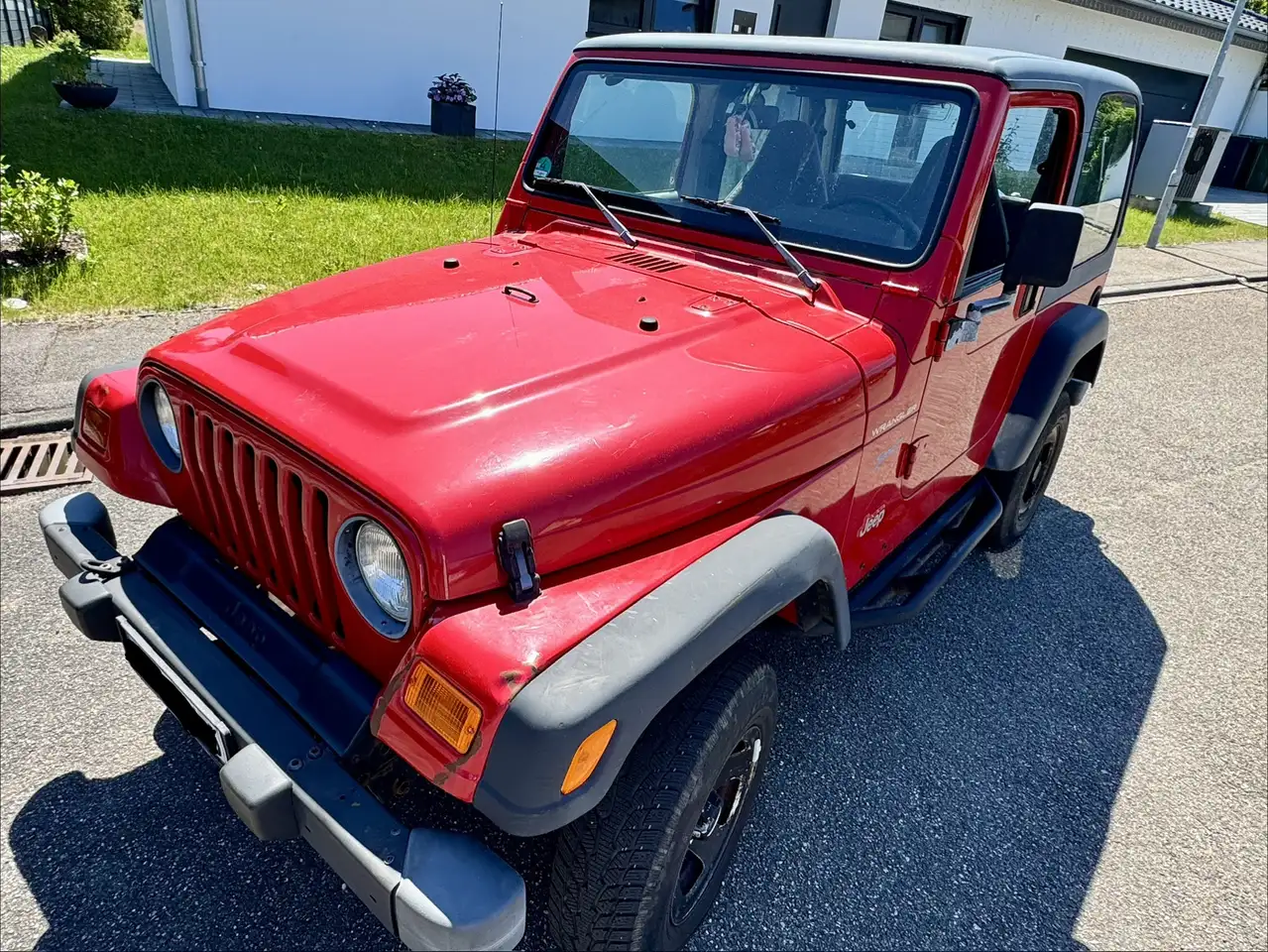 Jeep Wrangler 2.5 Sport — photo 1 of 8