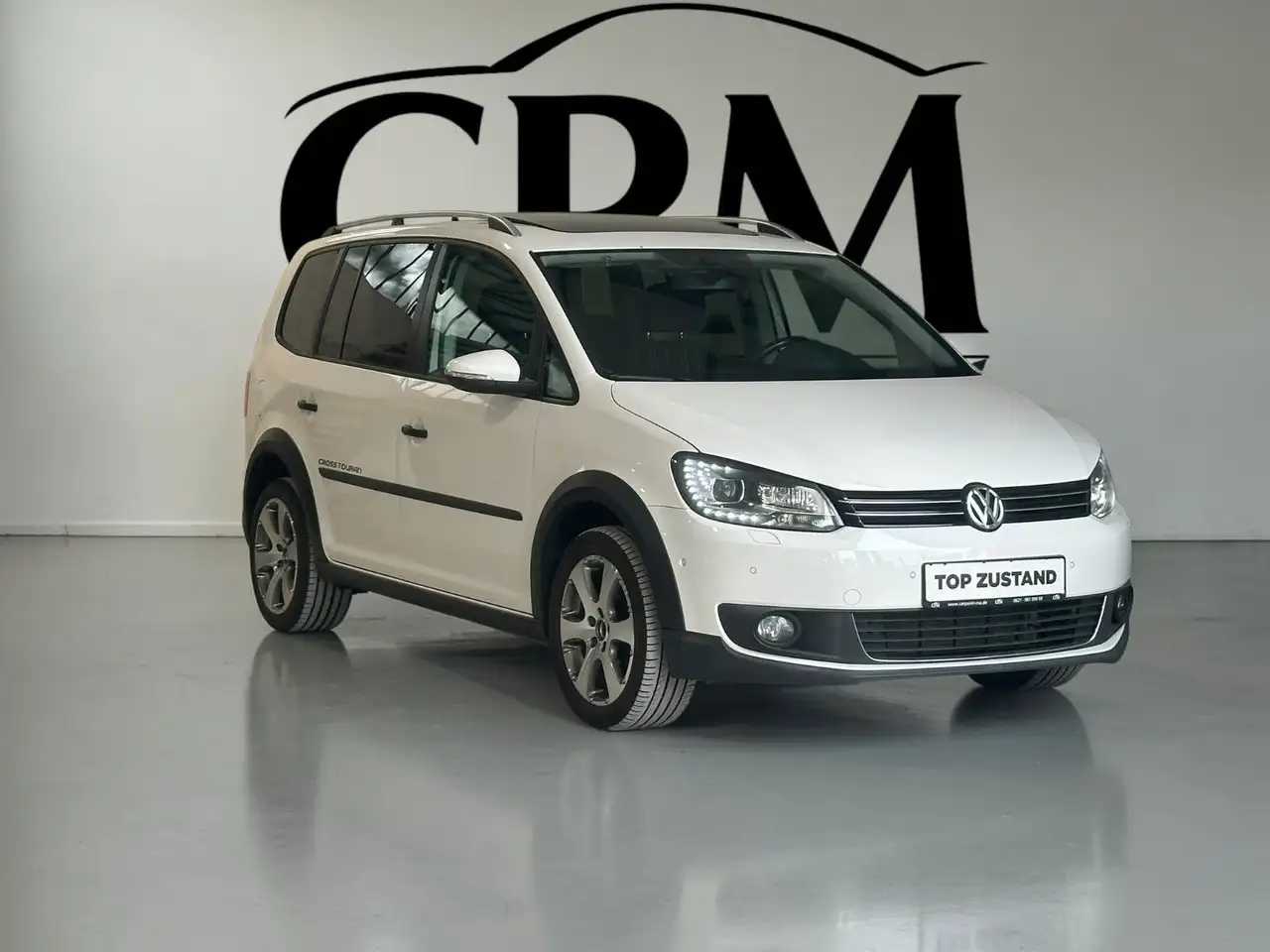 Volkswagen Touran Cross Touran Navi Pano *1.Hand* Top Zust. — photo 1 of 15