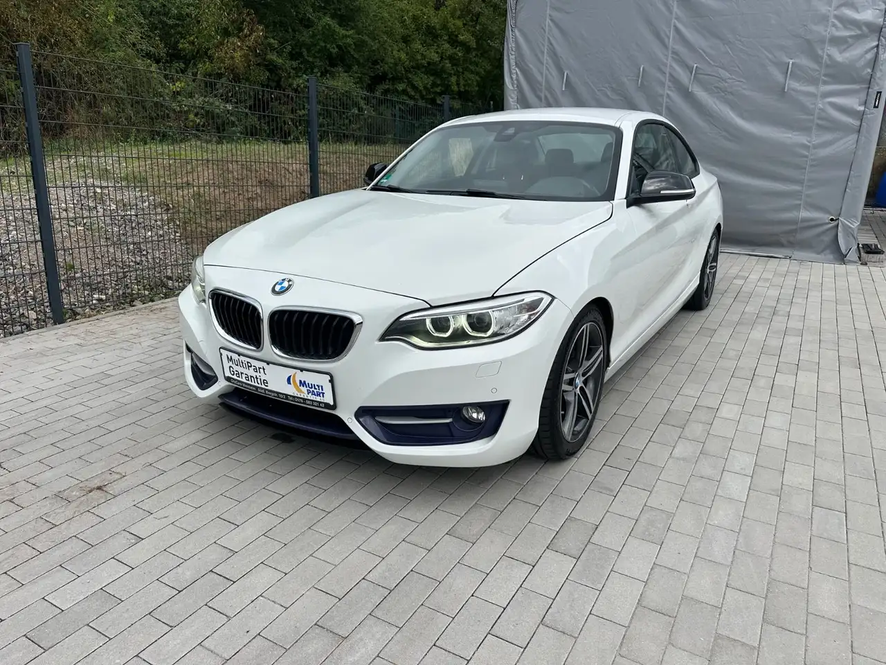 BMW 218 i 2 Coupe M-Paket Sport Line Navi/Klima/2.Hd — photo 1 of 16