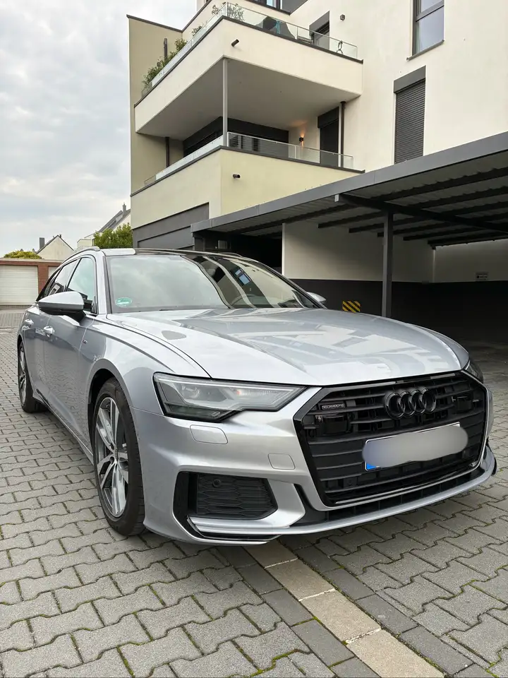 Audi A6 40 TDI quattro sport S Line — photo 1 of 15
