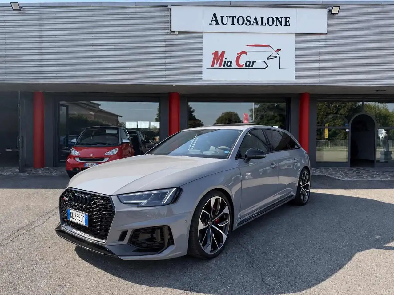 Audi RS4 4 Avant 2.9 TFSI quattro tiptronic — photo 1 of 15