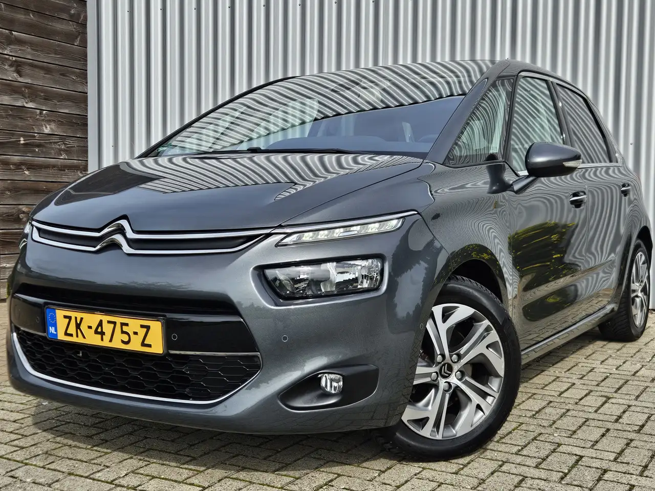 Citroen C4 Picasso 1.6 e-THP Exclusive /Automaat/Pano/Camera! — photo 1 of 31