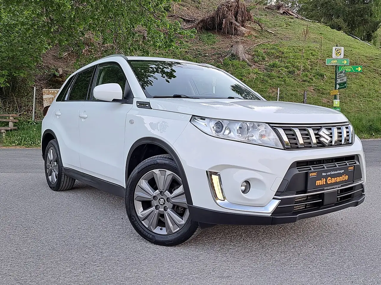 Suzuki Vitara *1.Besitz*Servicegepflegt*Finanzierung* — photo 1 of 33