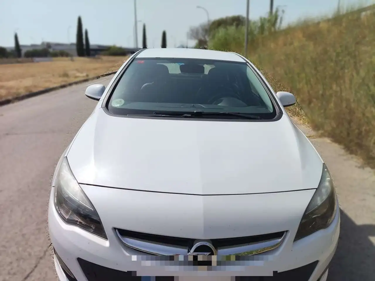 Opel Astra 1.7CDTi S/S Excellence — photo 1 of 10