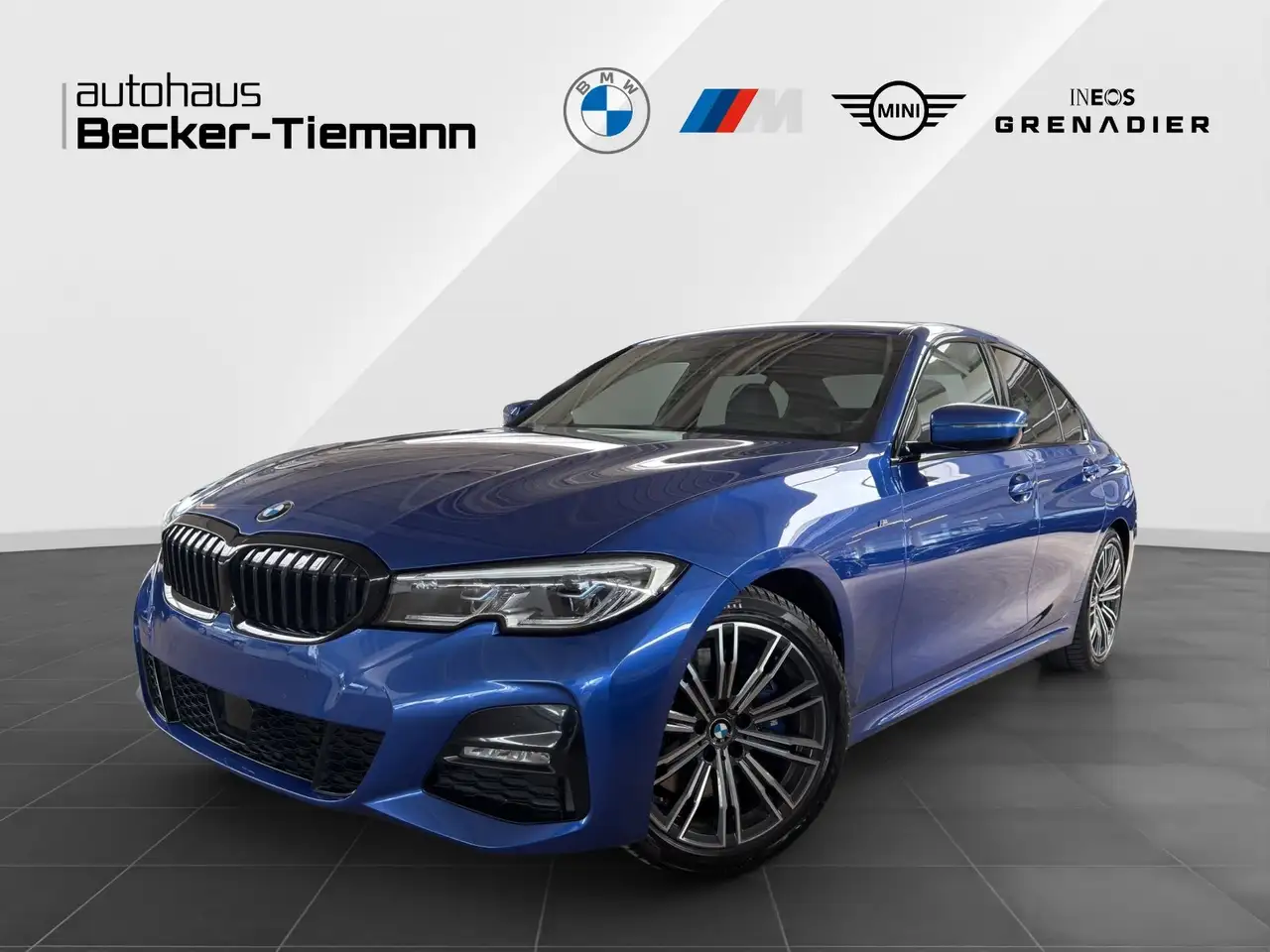 BMW 330 i Limousine / HK Sound/ M Sport / Head-Up — photo 1 of 17