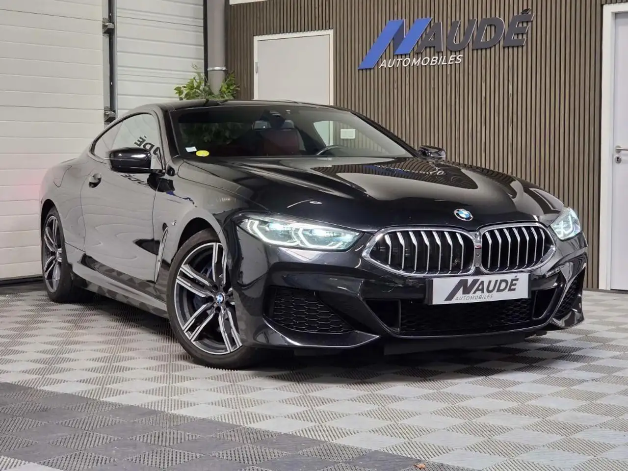 BMW 840 840d 320 CH xDrive G15 M Sport - Origine France — photo 1 of 23