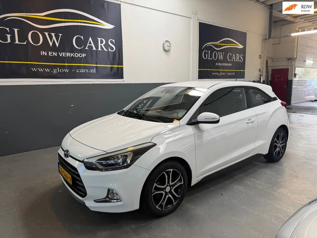 Hyundai i20 Coupé 1.2 HP i-Motion Comfort |AIRCO|AUX|CRUISE|PD — photo 1 of 30