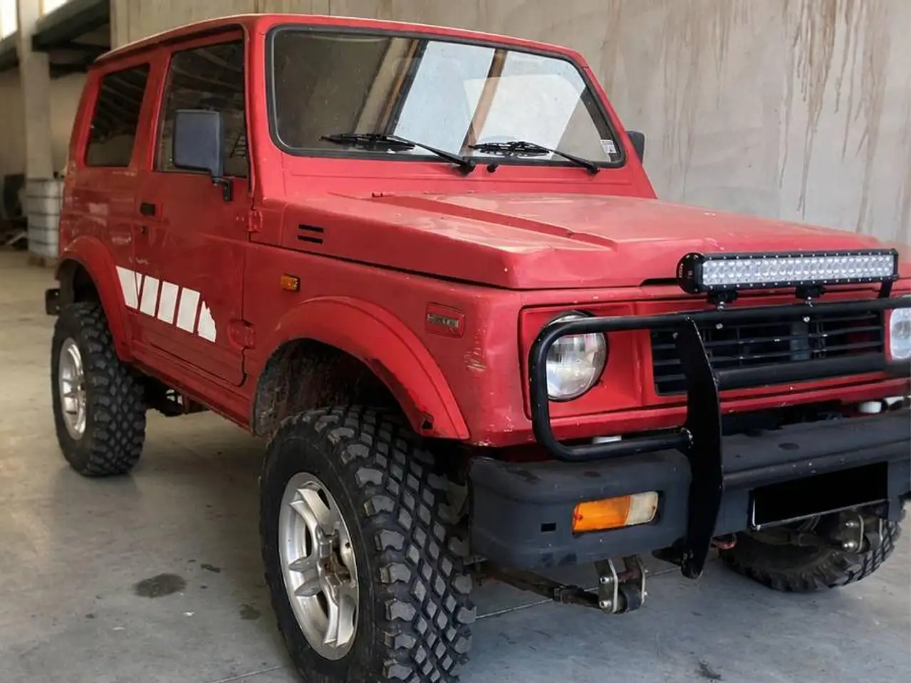 Suzuki Samurai Samurai Berlina 1.0 VX — photo 1 of 7