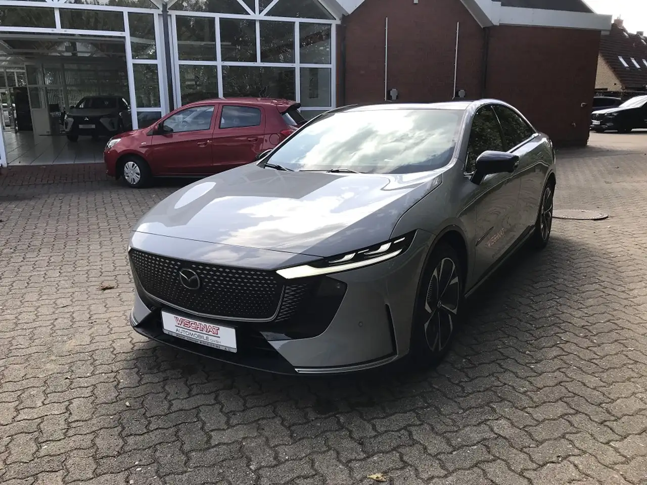 Mazda 6e Takumi EV 258ps — photo 1 of 15