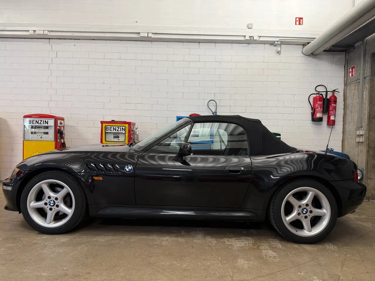 BMW Z3 Z3 roadster 2.8 — photo 1 of 17
